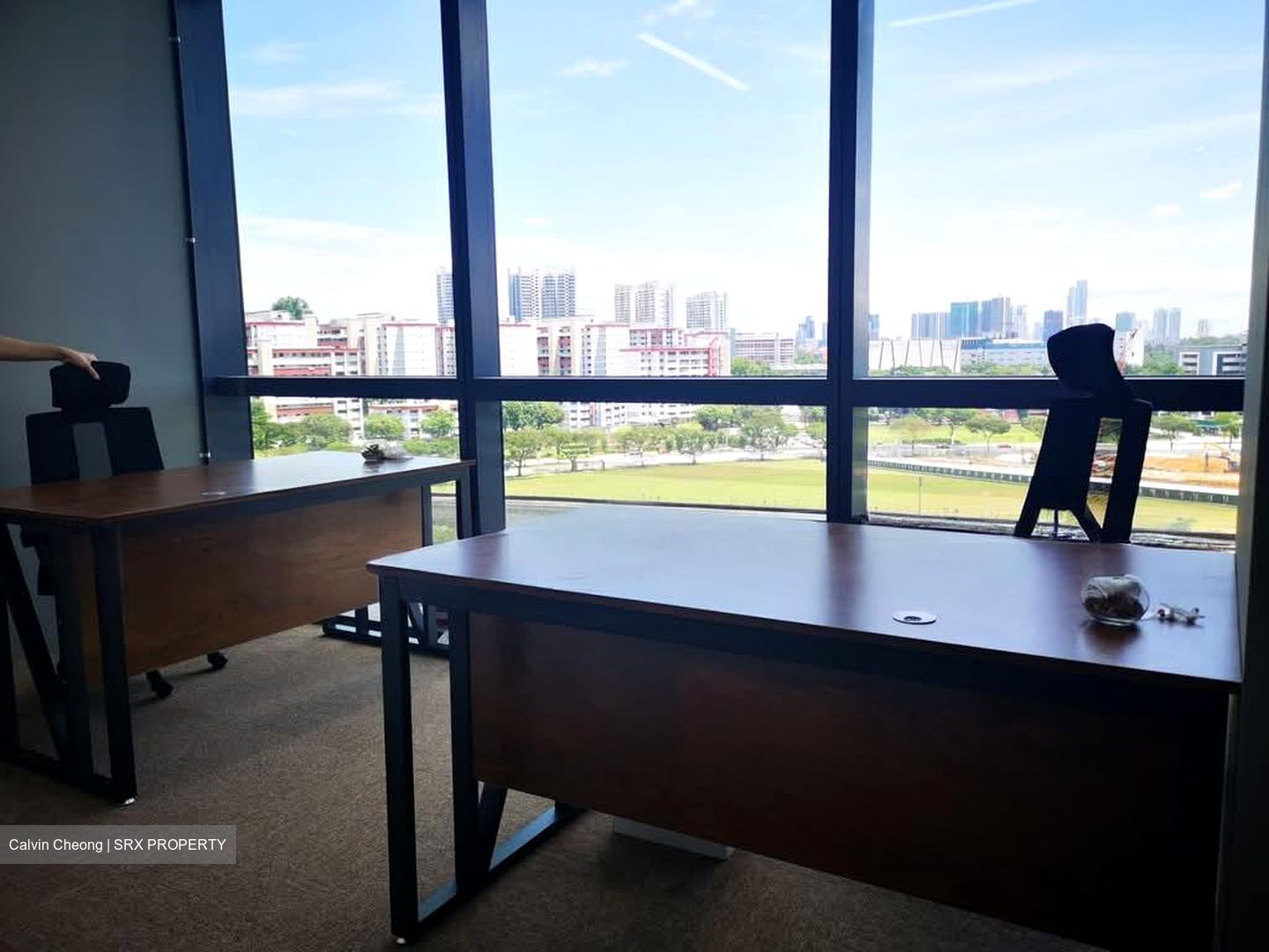 Woods Square (D25), Office #526587441